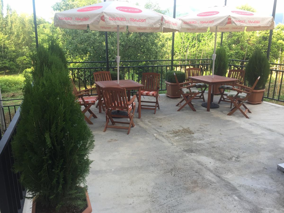 Hotel Botanica Chakvi Bagian luar foto